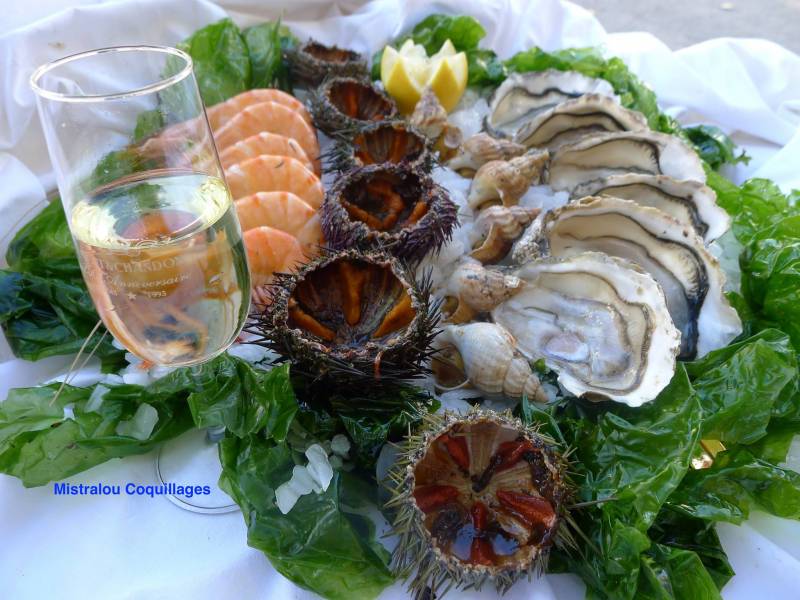 Plateaux de coquillages et fruits de mer sur Marseille à emporter ou livré et vente au détail de coquillages